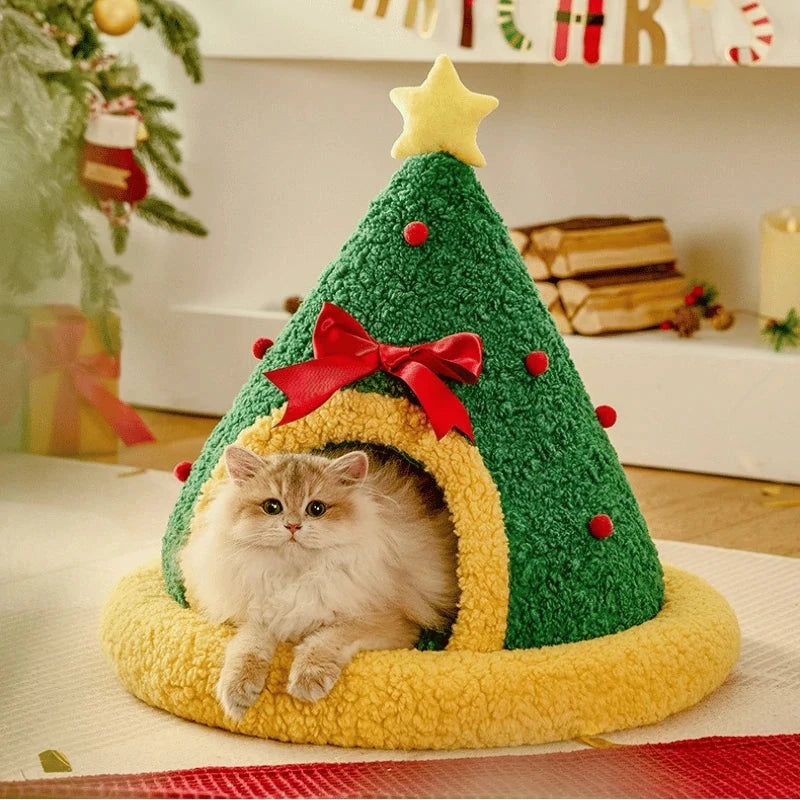 Christmas Tree Shaped Pet Cave – Cozy Winter Cat Bed & Enclosed Cat House PawBayPets